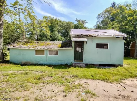 65 Bauer Rd, Newton, NJ 07860