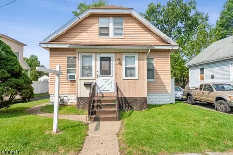 2730 Vauxhall Rd, Union, NJ 07083