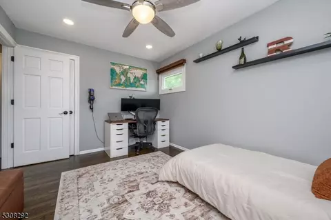 60 Kenneth Pl, Clark, NJ 07066 photo 22