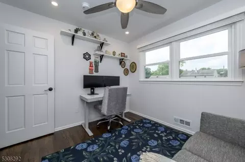 60 Kenneth Pl, Clark, NJ 07066 photo 20