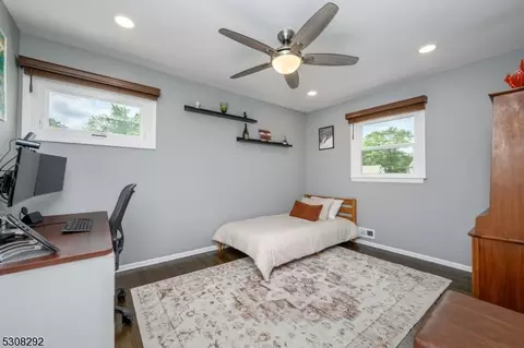 60 Kenneth Pl, Clark, NJ 07066 photo 21