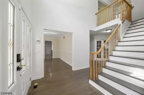 108 Sturbridge Cir, Wayne, NJ 07470 photo 3