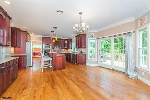 3 Diorio Ct, Wayne, NJ 07470 photo 9