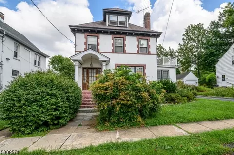 16 Halsey St, Metuchen, NJ 08840