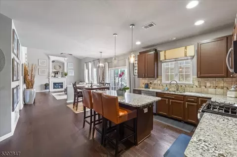 15 Princeton Highlands Blvd, Princeton, NJ 08540