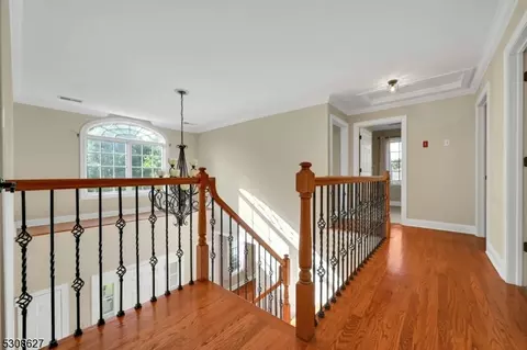 8 Haggerty Dr, West Orange, NJ 07052 photo 25