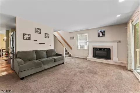 4 Thomas Dr, Hackettstown, NJ 07840 photo 16