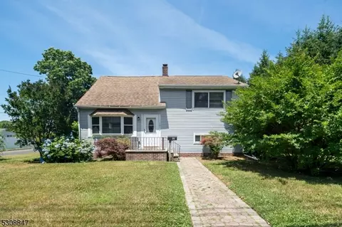 101 Apple St, Tinton Falls, NJ 07724