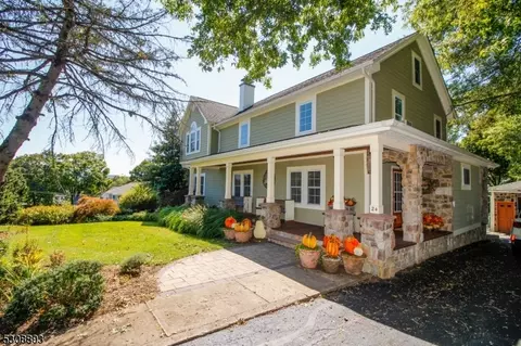 24 Sycamore St, Sussex Boro, NJ 07461