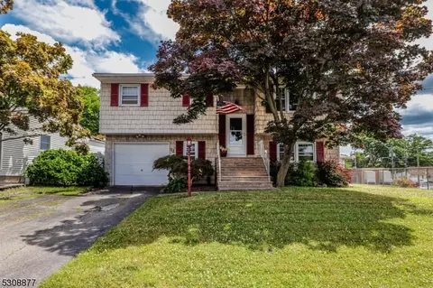 12 N Pennsylvania Ave, Woodbridge Twp, NJ 07067