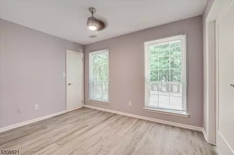 706 Maplecrest Rd, Edison, NJ 08820 photo 14