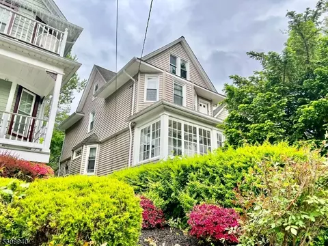 58 Phoenix Ave, Morristown, NJ 07960