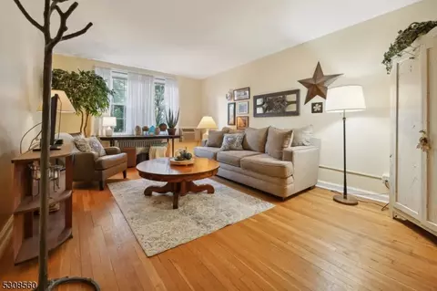 101 Gates Ave E4 #E-4, Montclair, NJ 07042 photo 4