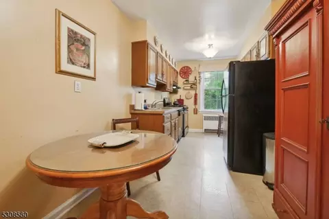 101 Gates Ave E4 #E-4, Montclair, NJ 07042 photo 5