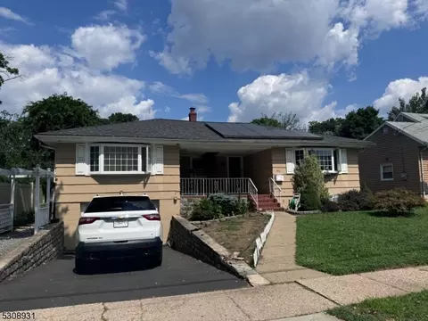 511 Kaplan St, Roselle, NJ 07203
