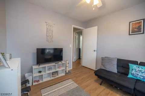 39 Foxhall # B, Middlesex, NJ 08846 photo 11