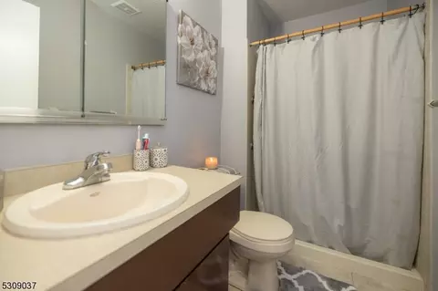 39 Foxhall # B, Middlesex, NJ 08846 photo 17