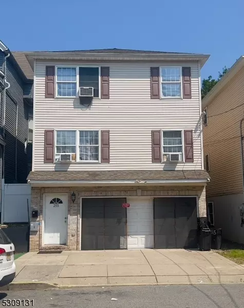 253 Governor St, Paterson, NJ 07501