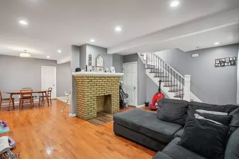209 Leland Ave, Plainfield, NJ 07062 photo 5