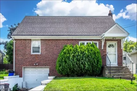 124 Lincoln Ave, Saddle Brook, NJ 07663