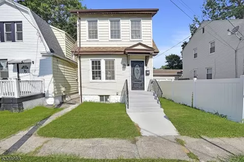 17 Mcallister Pl, Irvington, NJ 07111