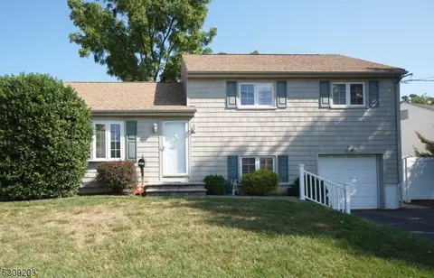 307 Colonia Blvd, Woodbridge Twp, NJ 07067