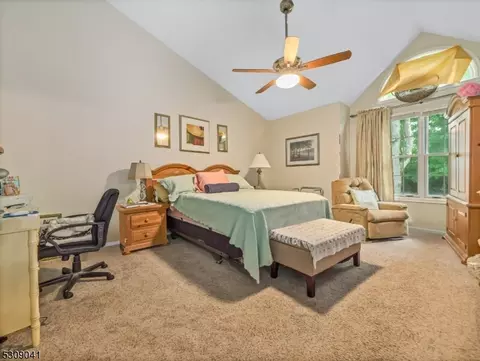 83 Worcester Dr, Wayne, NJ 07470 photo 9