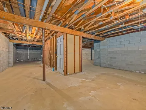 83 Worcester Dr, Wayne, NJ 07470 photo 22