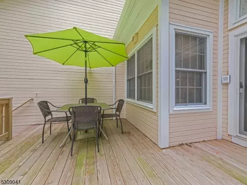 83 Worcester Dr, Wayne, NJ 07470 photo 24
