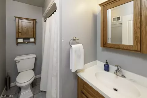 8 Ormond Rd, West Milford Twp, NJ 07421 photo 8