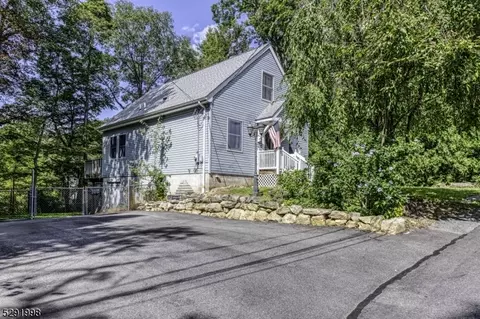 8 Ormond Rd, West Milford Twp, NJ 07421 photo 3