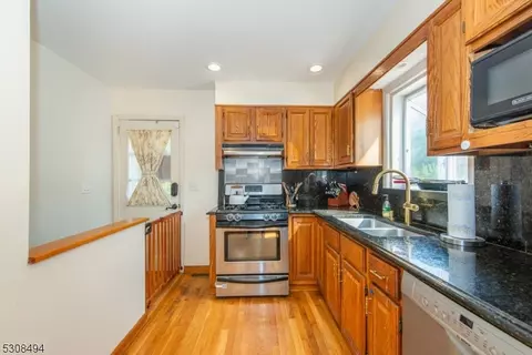 64 Brookdale Rd, Wayne, NJ 07470 photo 11