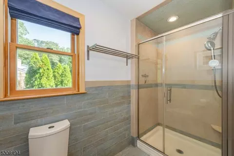 64 Brookdale Rd, Wayne, NJ 07470 photo 21