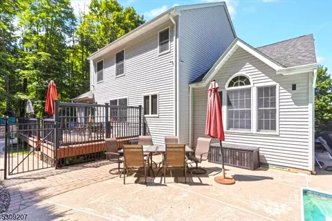8 Maple Pl, Andover, NJ 07821 photo 22