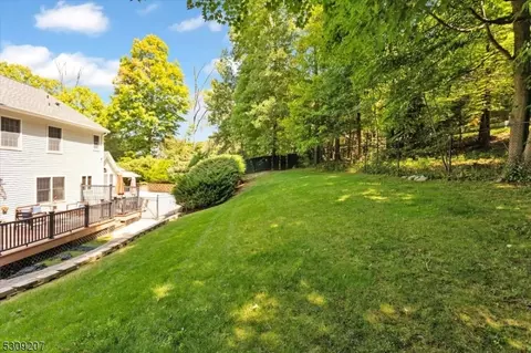 8 Maple Pl, Andover, NJ 07821 photo 28