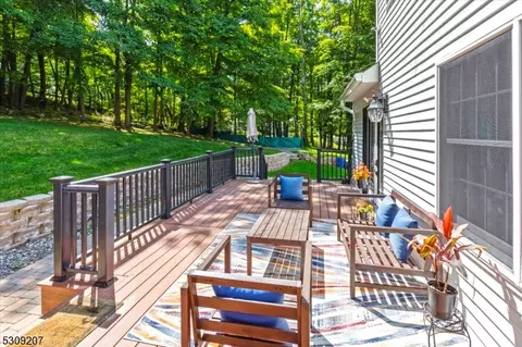 8 Maple Pl, Andover, NJ 07821 photo 21