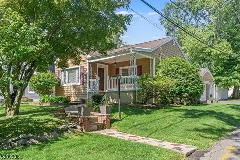 79 Van Ness Ave, Little Falls, NJ 07424