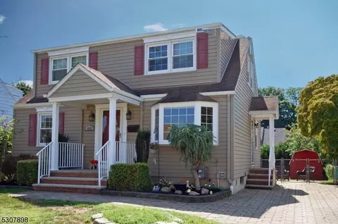 416 Edgeworth St, Middlesex, NJ 08846