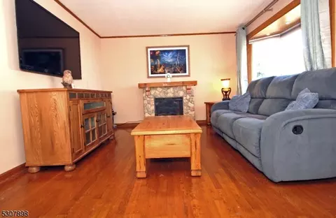416 Edgeworth St, Middlesex, NJ 08846 photo 11