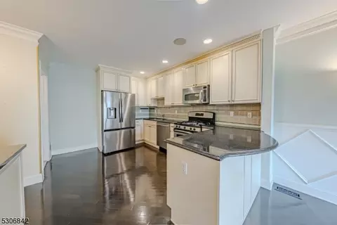 78 Eggers Ct, Summit, NJ 07901 photo 11