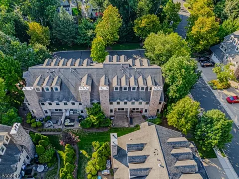 78 Eggers Ct, Summit, NJ 07901 photo 41