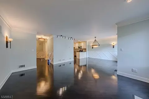 78 Eggers Ct, Summit, NJ 07901 photo 6