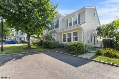 306 Enclave Ln, Bedminster, NJ 07921