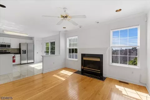 306 Enclave Ln, Bedminster, NJ 07921 photo 7