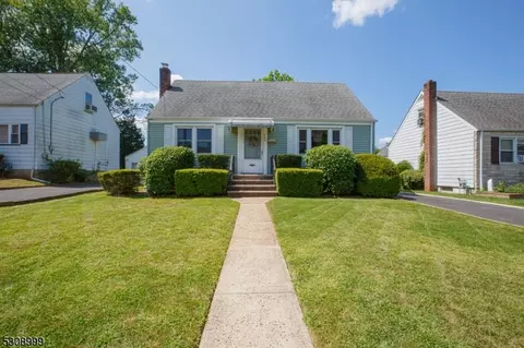 434 Myrtle Ave, Roselle Park, NJ 07204