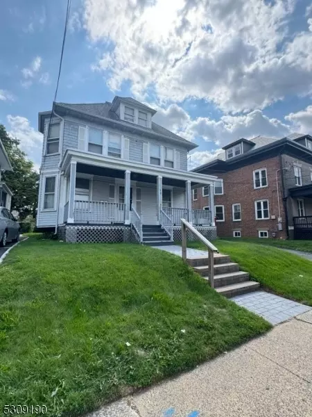 36 Prince St, Elizabeth, NJ 07208