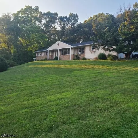 270 Ross Dr, Boonton, NJ 07005