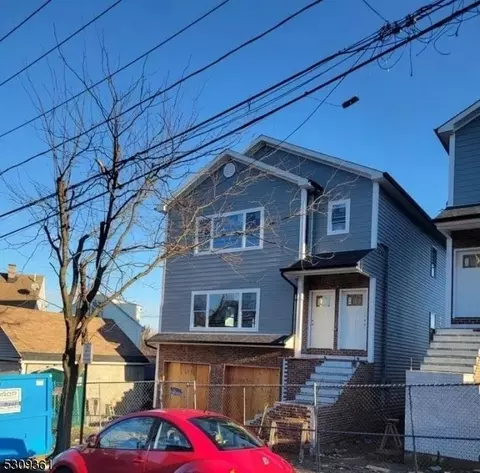 146 N 2nd St, Paterson, NJ 07522