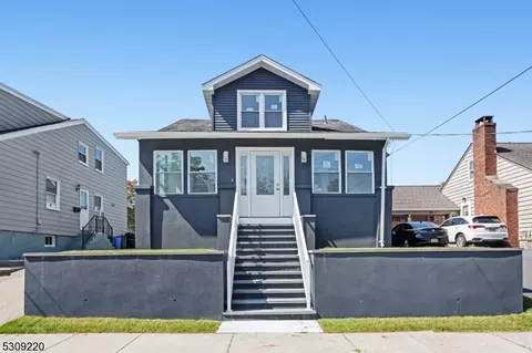 47 Whippany Ave, Woodland Park, NJ 07424
