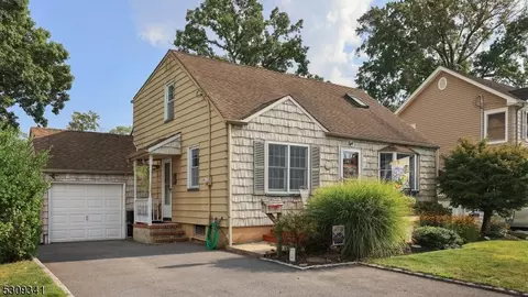 641 Summit Ave, Kenilworth, NJ 07033